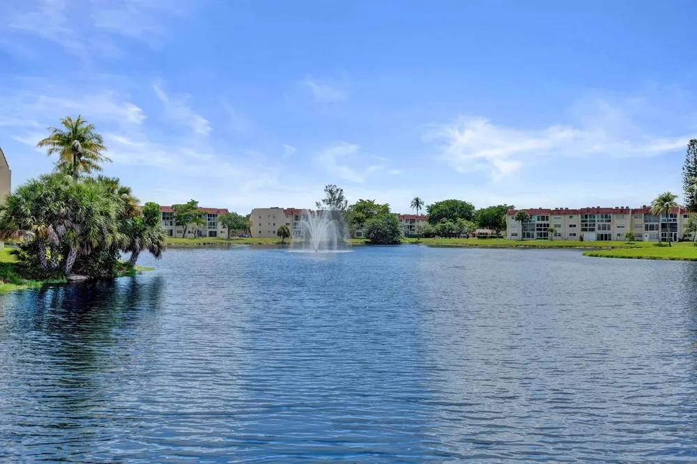2651 Sunrise Lakes Drive E #104 Sunrise, FL 33322