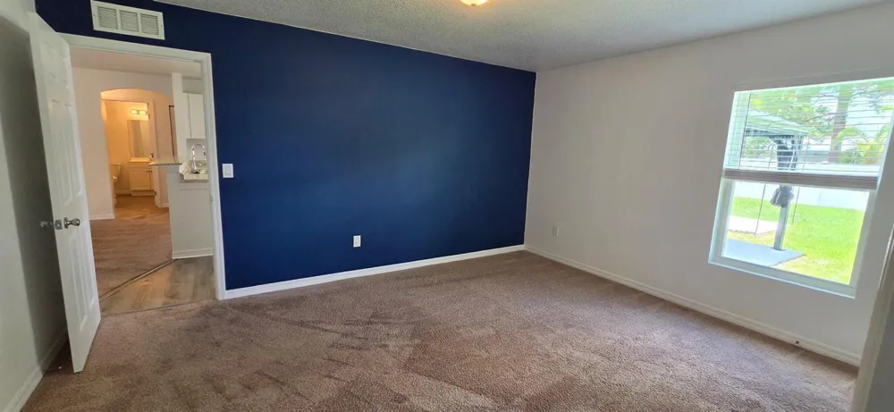 2135 19TH AVENUE SW Vero Beach, FL 32962