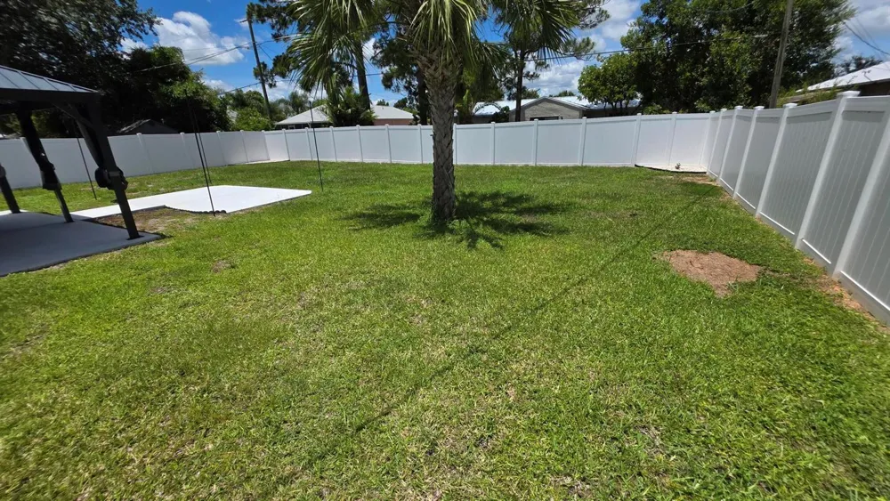 2135 19TH AVENUE SW Vero Beach, FL 32962