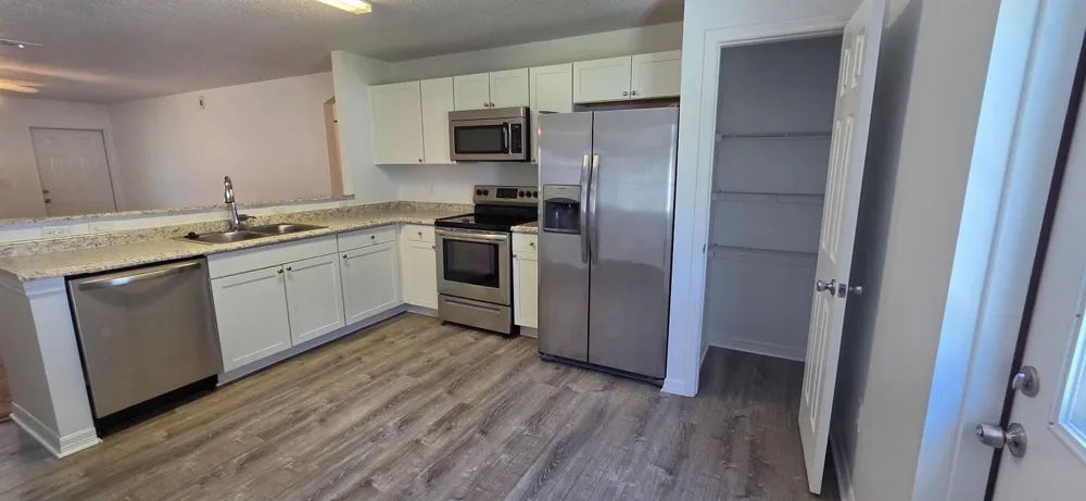 2135 19TH AVENUE SW Vero Beach, FL 32962