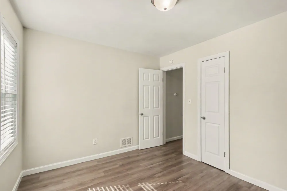 70 Seivour Avenue Battle Creek City, MI 49037