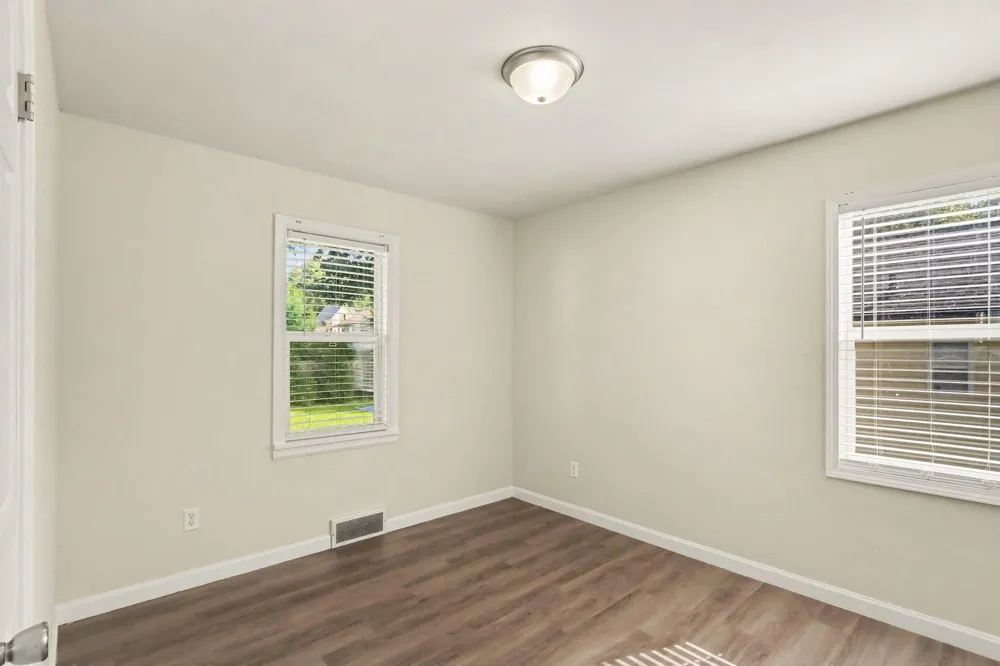 70 Seivour Avenue Battle Creek City, MI 49037
