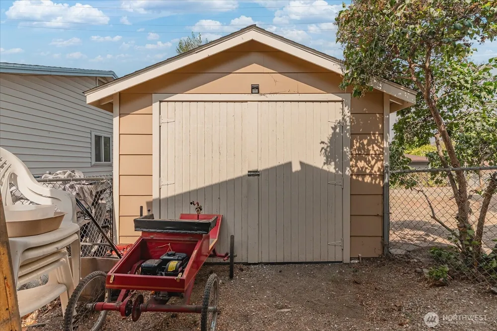 1028 Camas Street Coulee Dam, WA 99116