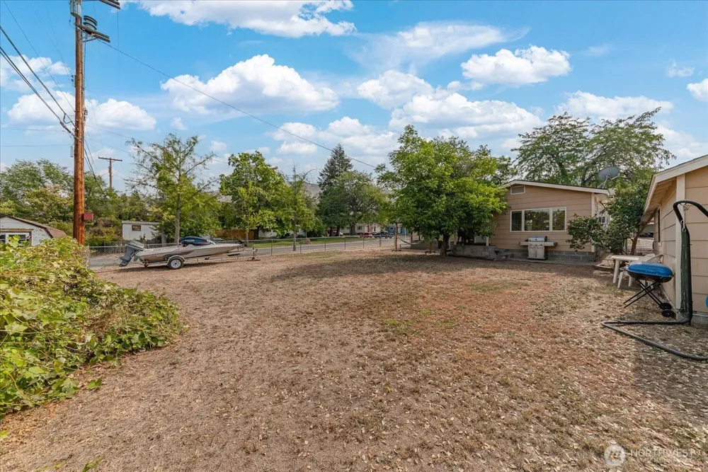 1028 Camas Street Coulee Dam, WA 99116