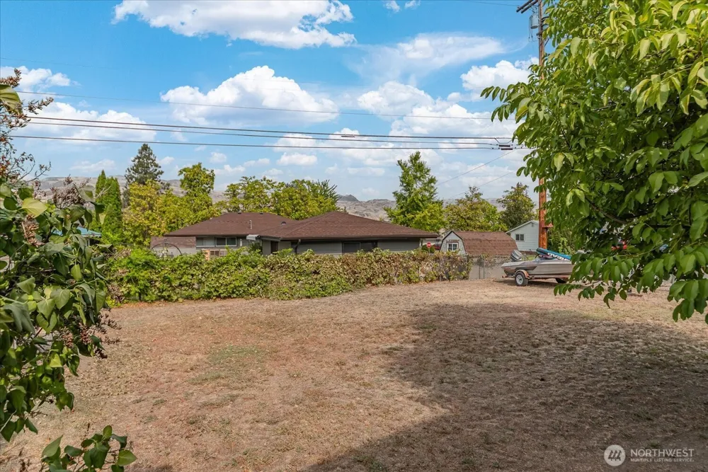 1028 Camas Street Coulee Dam, WA 99116
