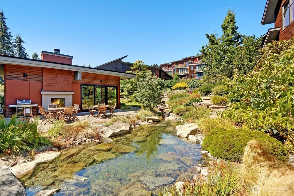 610 Vineyard Lane #A302 Bainbridge Island, WA 98110