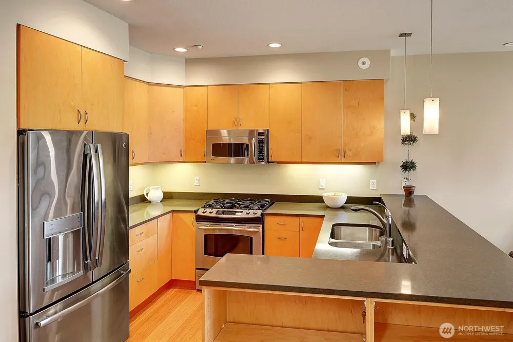 610 Vineyard Lane #A302 Bainbridge Island, WA 98110