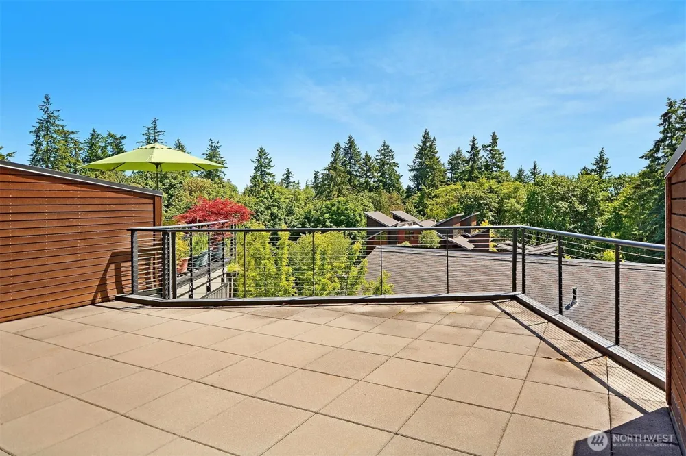 610 Vineyard Lane #A302 Bainbridge Island, WA 98110