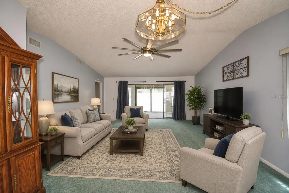 4408 GLENNS LANDING Winter Haven, FL 33884