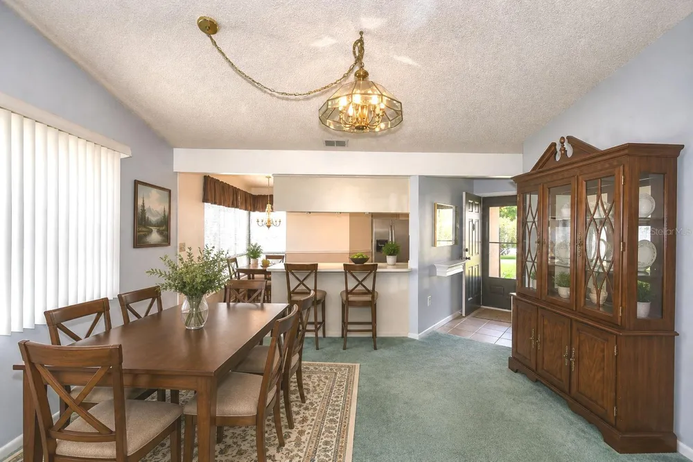 4408 GLENNS LANDING Winter Haven, FL 33884