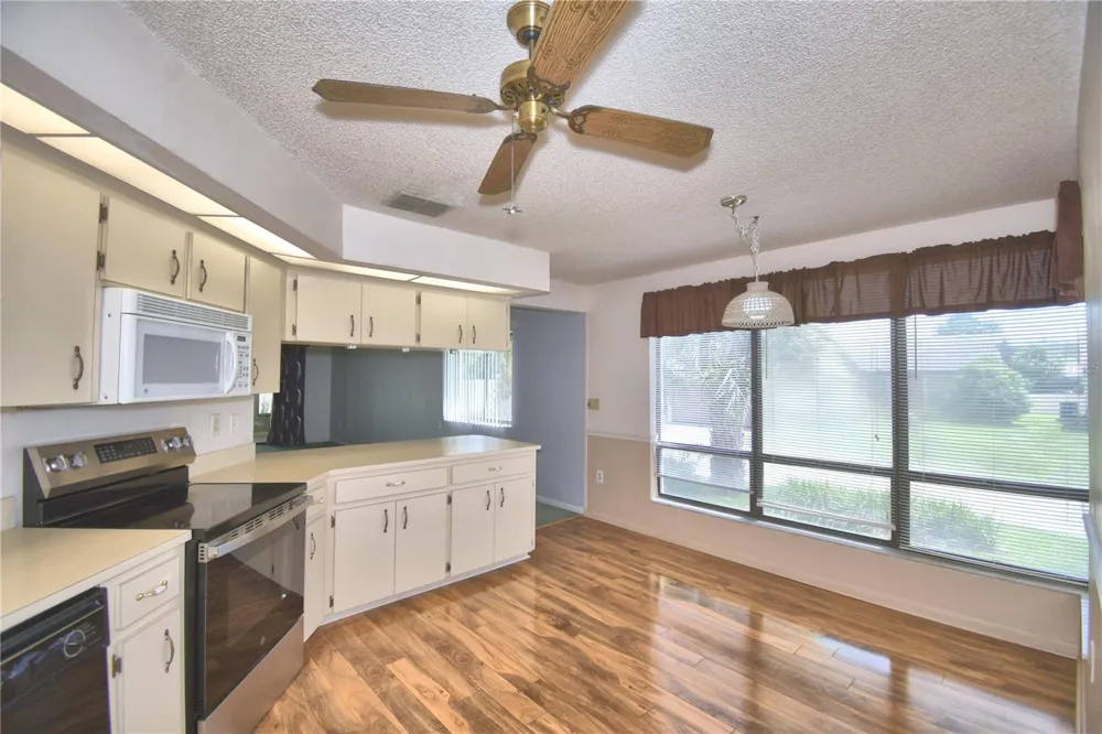 4408 GLENNS LANDING Winter Haven, FL 33884