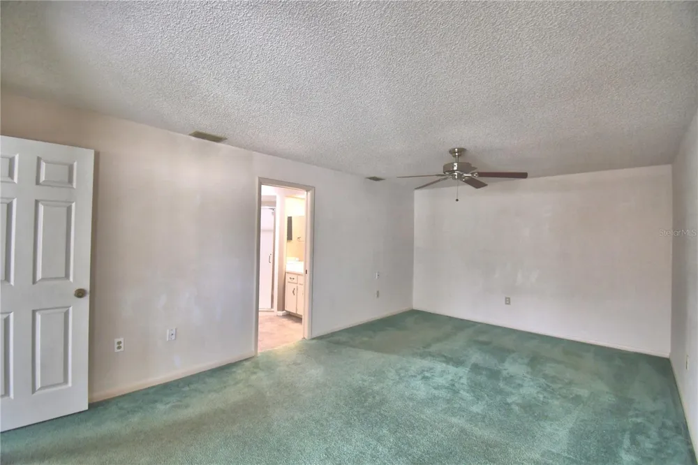 4408 GLENNS LANDING Winter Haven, FL 33884