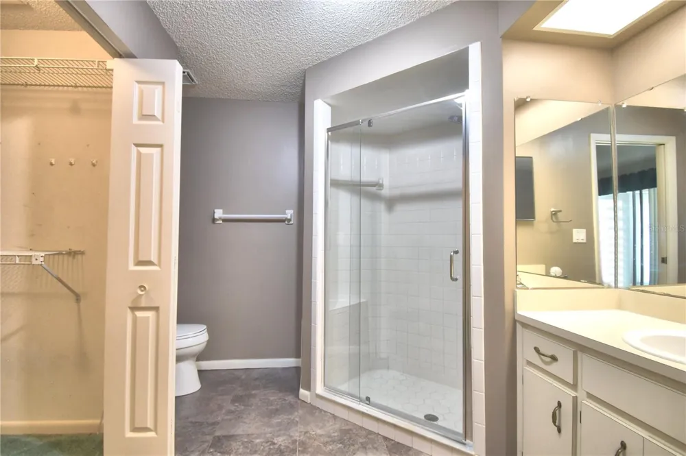 4408 GLENNS LANDING Winter Haven, FL 33884