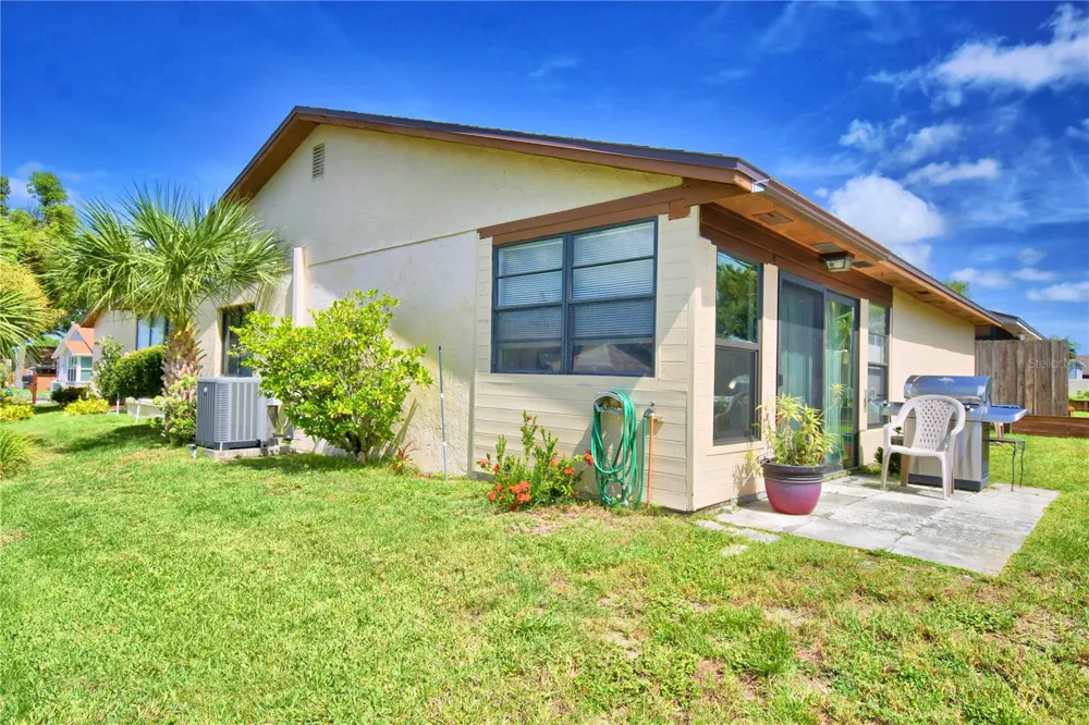 4408 GLENNS LANDING Winter Haven, FL 33884