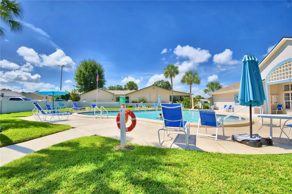 4408 GLENNS LANDING Winter Haven, FL 33884