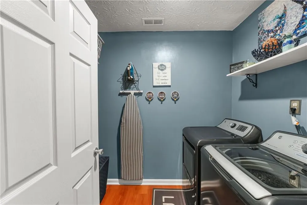 3415 Ashford Loop Ellenwood, GA 30294