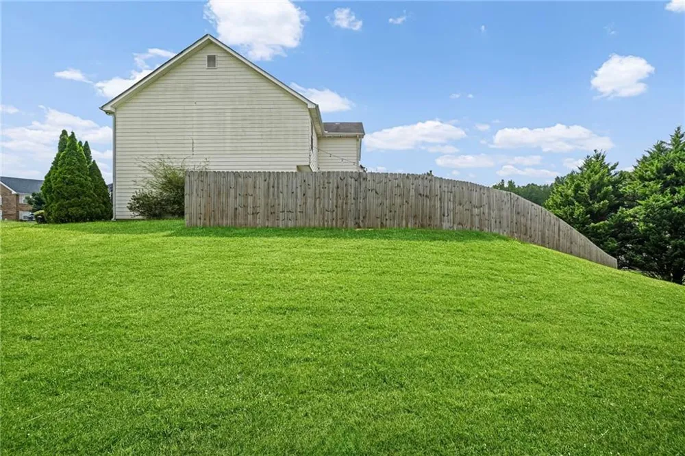 3415 Ashford Loop Ellenwood, GA 30294