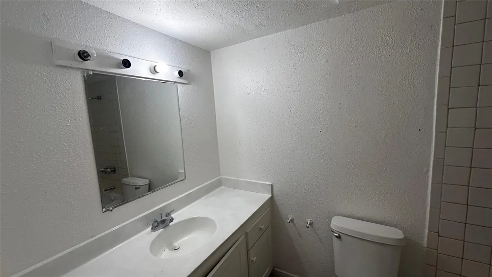 9090 S Braeswood Boulevard #89 Houston, TX 77074