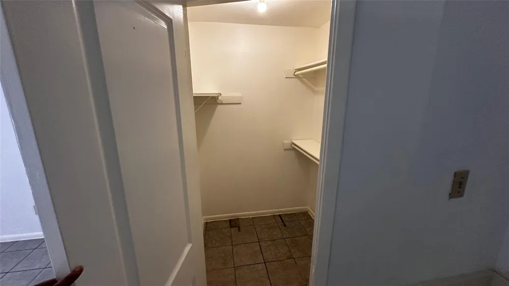 9090 S Braeswood Boulevard #89 Houston, TX 77074