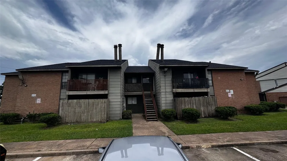 9090 S Braeswood Boulevard #89 Houston, TX 77074