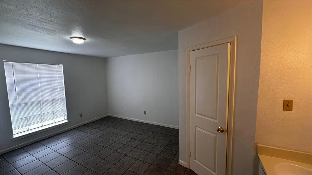 9090 S Braeswood Boulevard #89 Houston, TX 77074