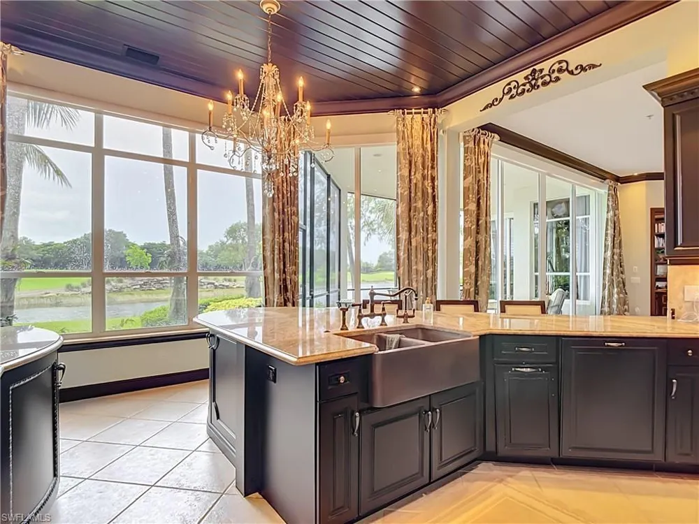 15516 Monterosso Lane #101 Naples, FL 34110