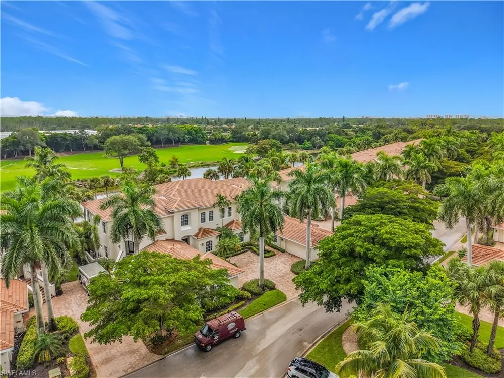 15516 Monterosso Lane #101 Naples, FL 34110