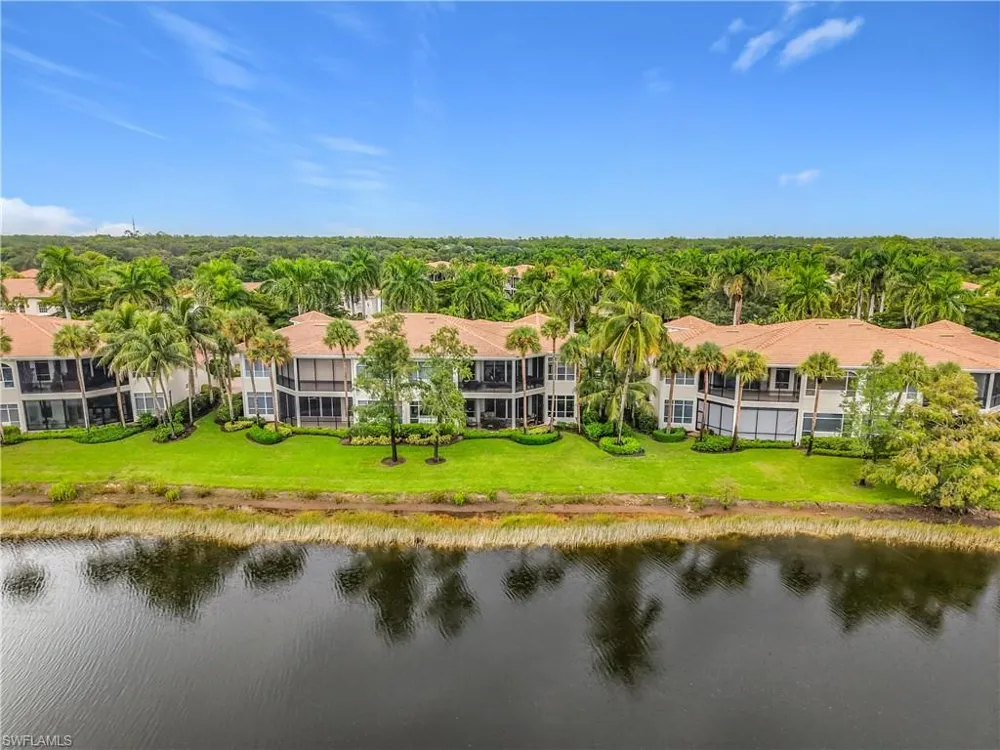 15516 Monterosso Lane #101 Naples, FL 34110