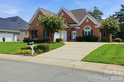 708 King Fredrick Lane SW