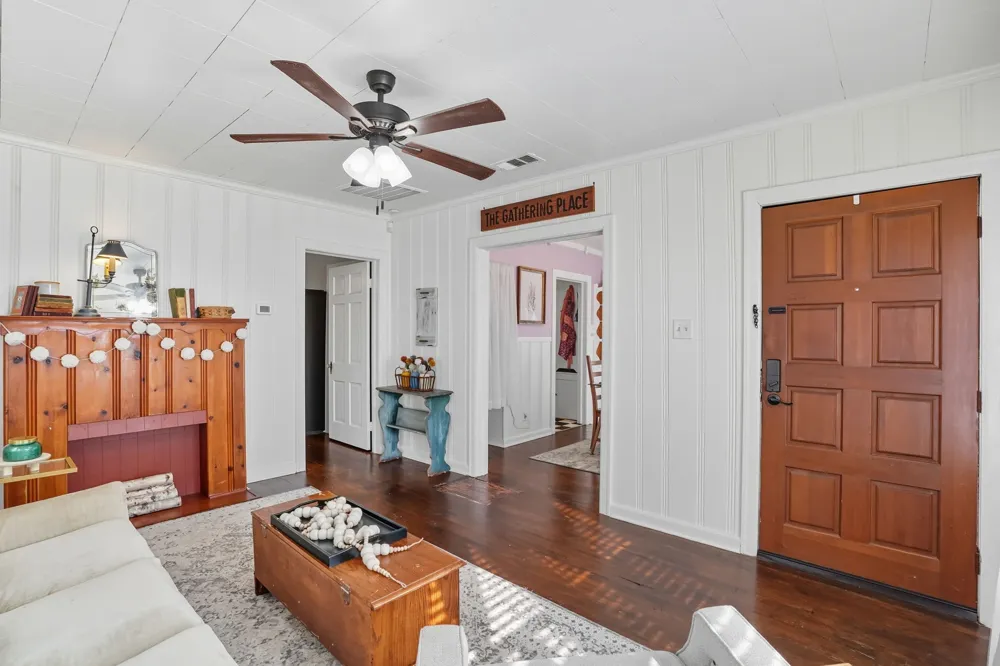 3244 Ryan Avenue Fort Worth, TX 76110