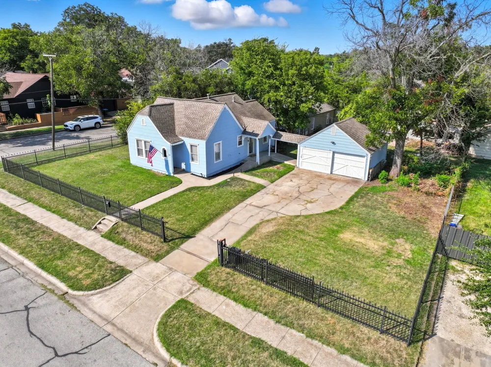 3244 Ryan Avenue Fort Worth, TX 76110
