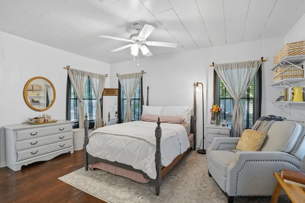 3244 Ryan Avenue Fort Worth, TX 76110