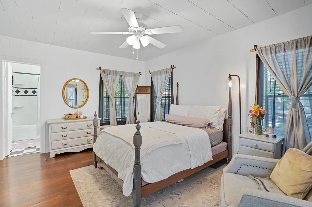 3244 Ryan Avenue Fort Worth, TX 76110