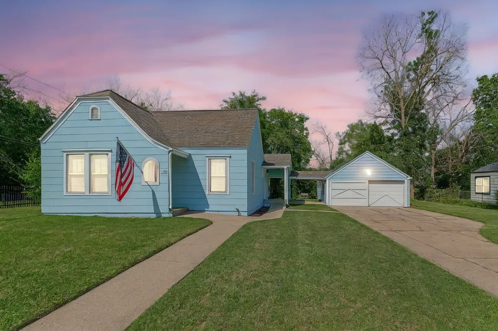 3244 Ryan Avenue Fort Worth, TX 76110