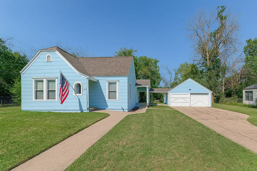 3244 Ryan Avenue Fort Worth, TX 76110