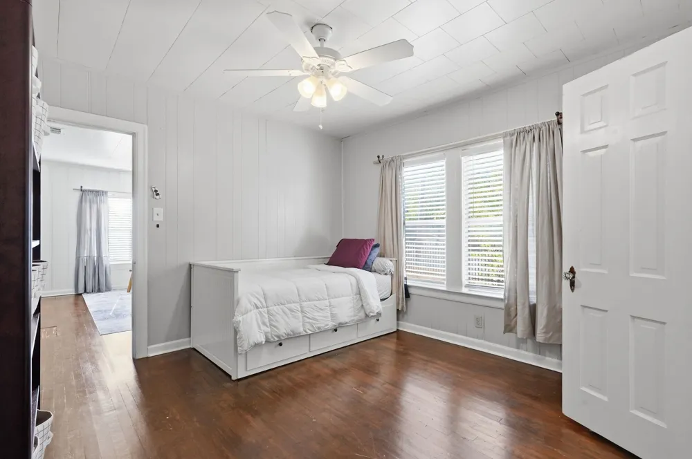 3244 Ryan Avenue Fort Worth, TX 76110