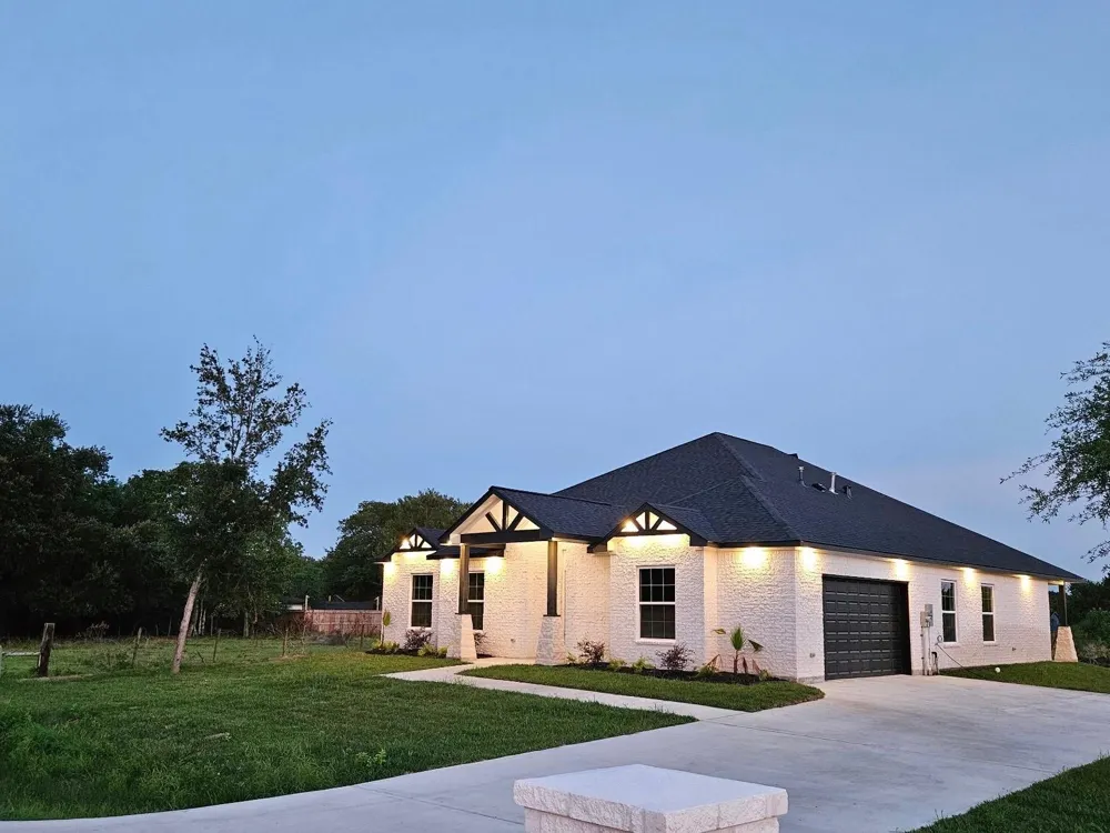7717 Prairie Street Hitchcock, TX 77563