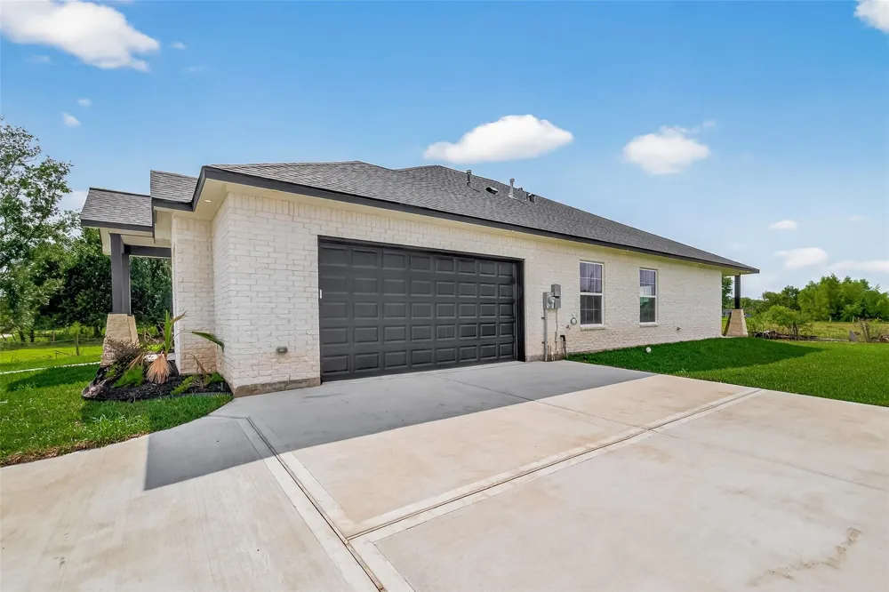 7717 Prairie Street Hitchcock, TX 77563