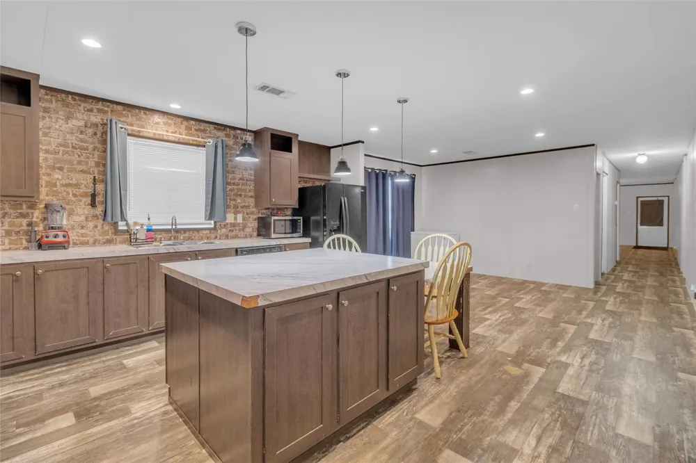 275 Road 5132 Cleveland, TX 77327