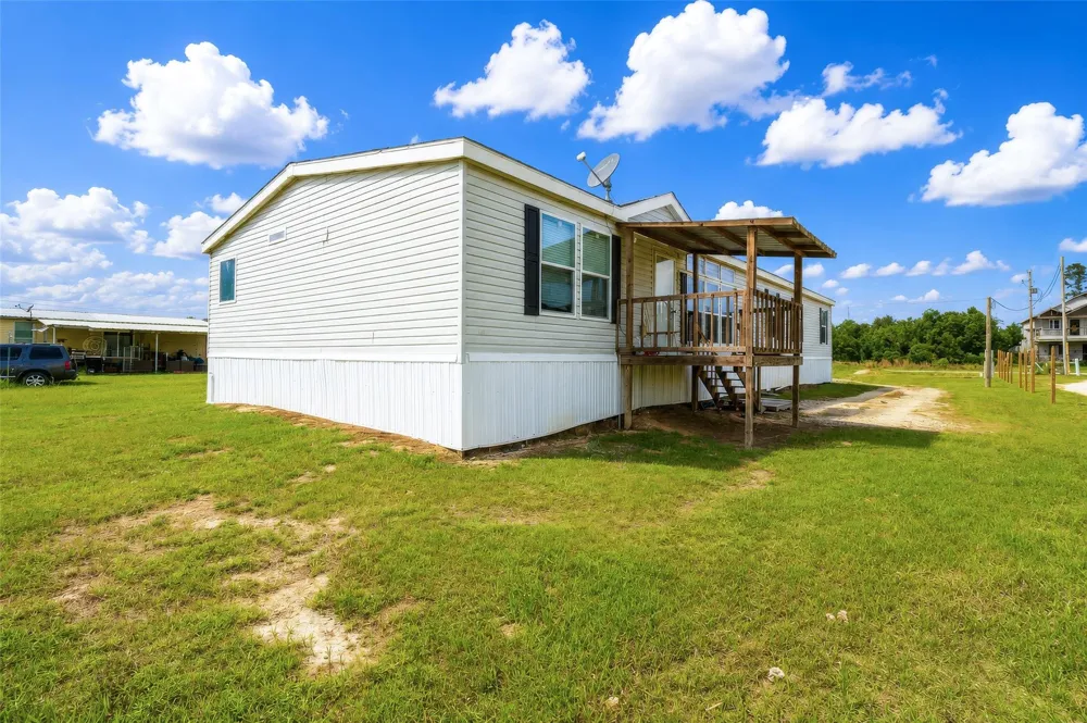 275 Road 5132 Cleveland, TX 77327