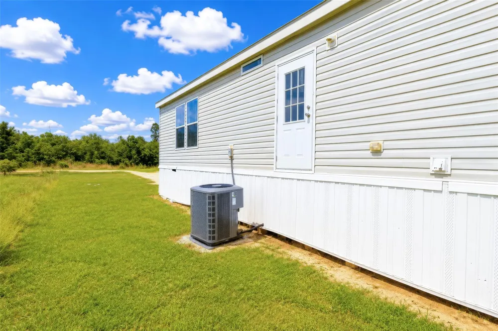 275 Road 5132 Cleveland, TX 77327