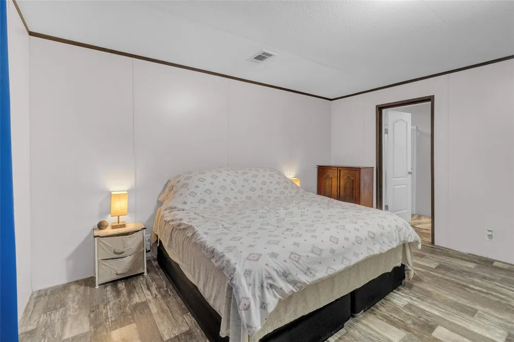 275 Road 5132 Cleveland, TX 77327