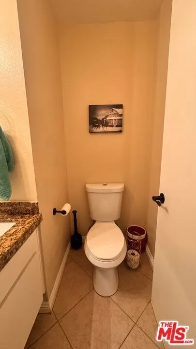 15554 Parthenia Street #8 Los Angeles, CA 91343