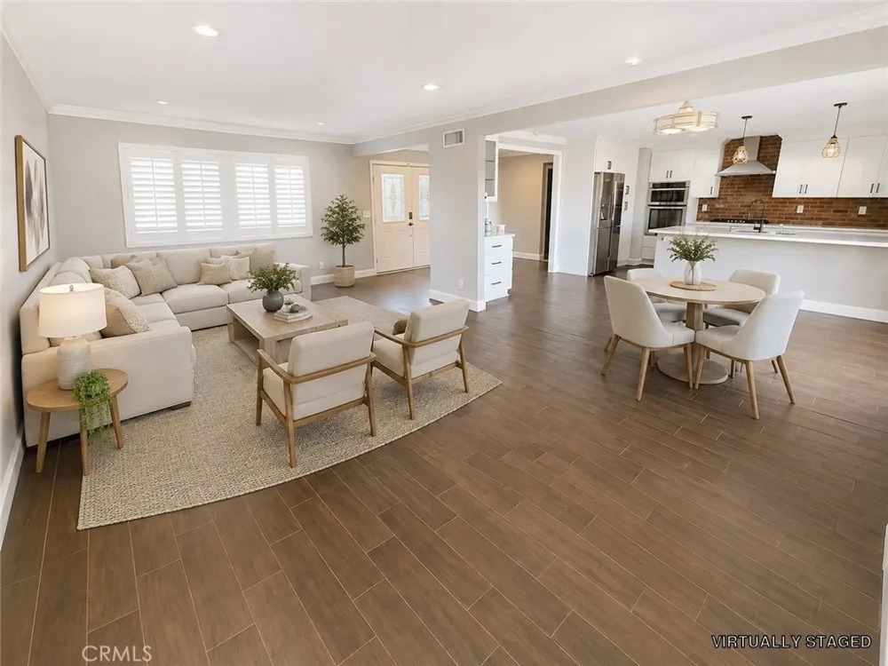 5253 E Woodwind Anaheim, CA 92807