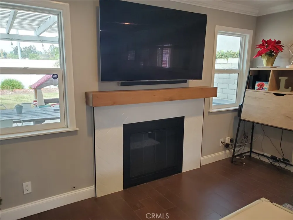 5253 E Woodwind Anaheim, CA 92807