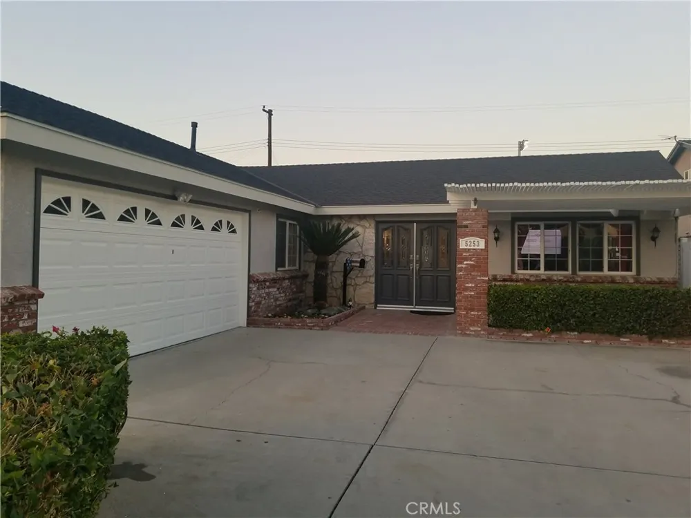 5253 E Woodwind Anaheim, CA 92807