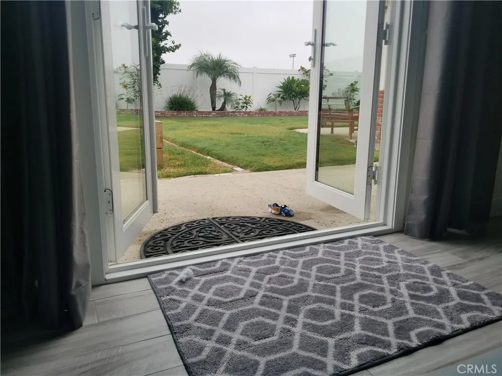 5253 E Woodwind Anaheim, CA 92807