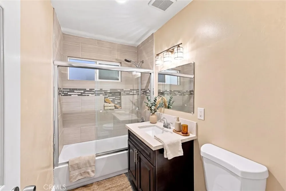 156 S Shipman La Puente, CA 91744