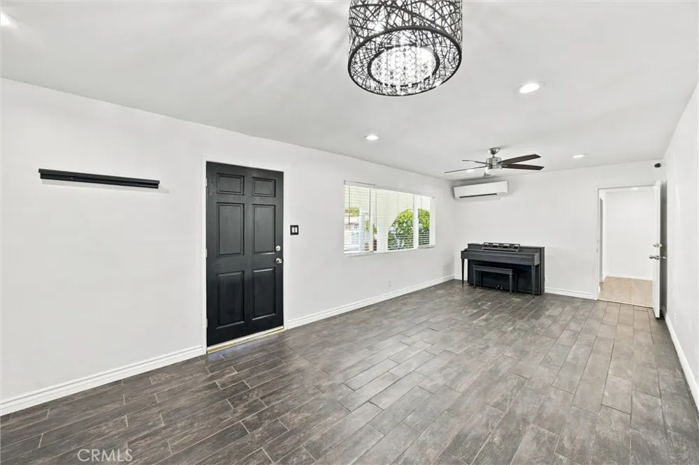 156 S Shipman La Puente, CA 91744