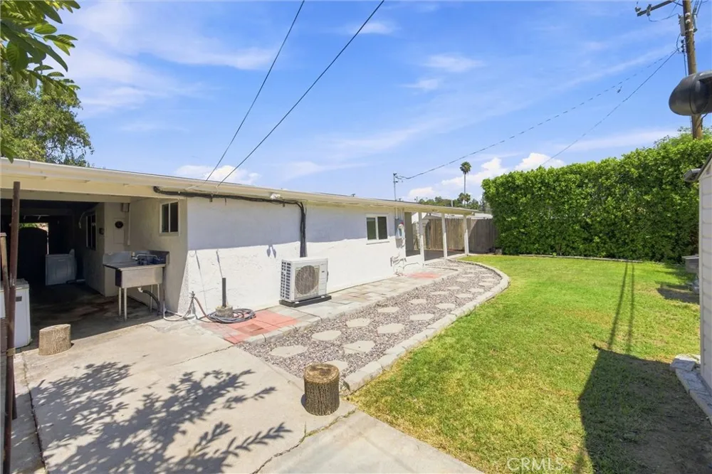156 S Shipman La Puente, CA 91744